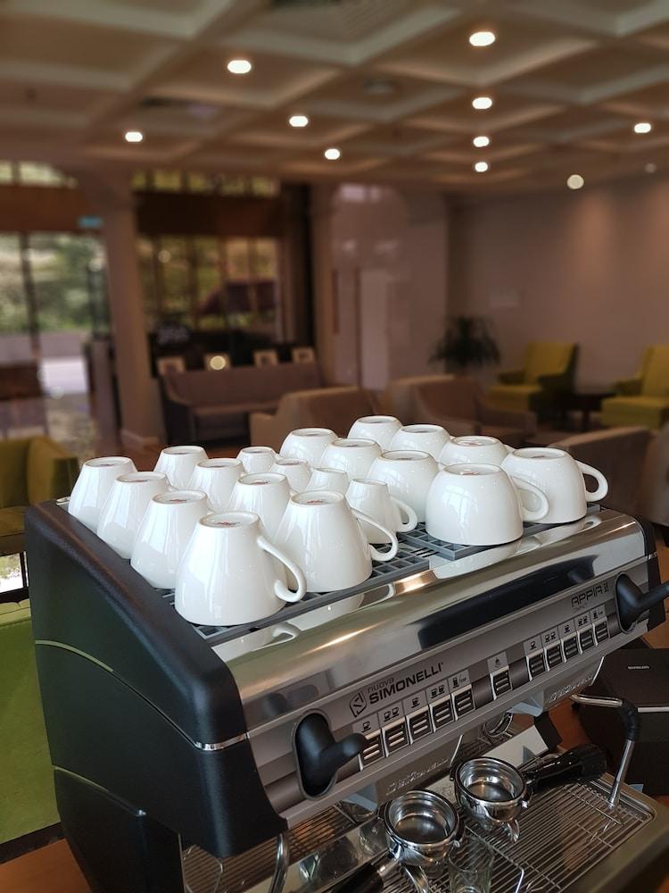 Manhattan Business Hotel Ttdi Kuala Lumpur Eksteriør bilde