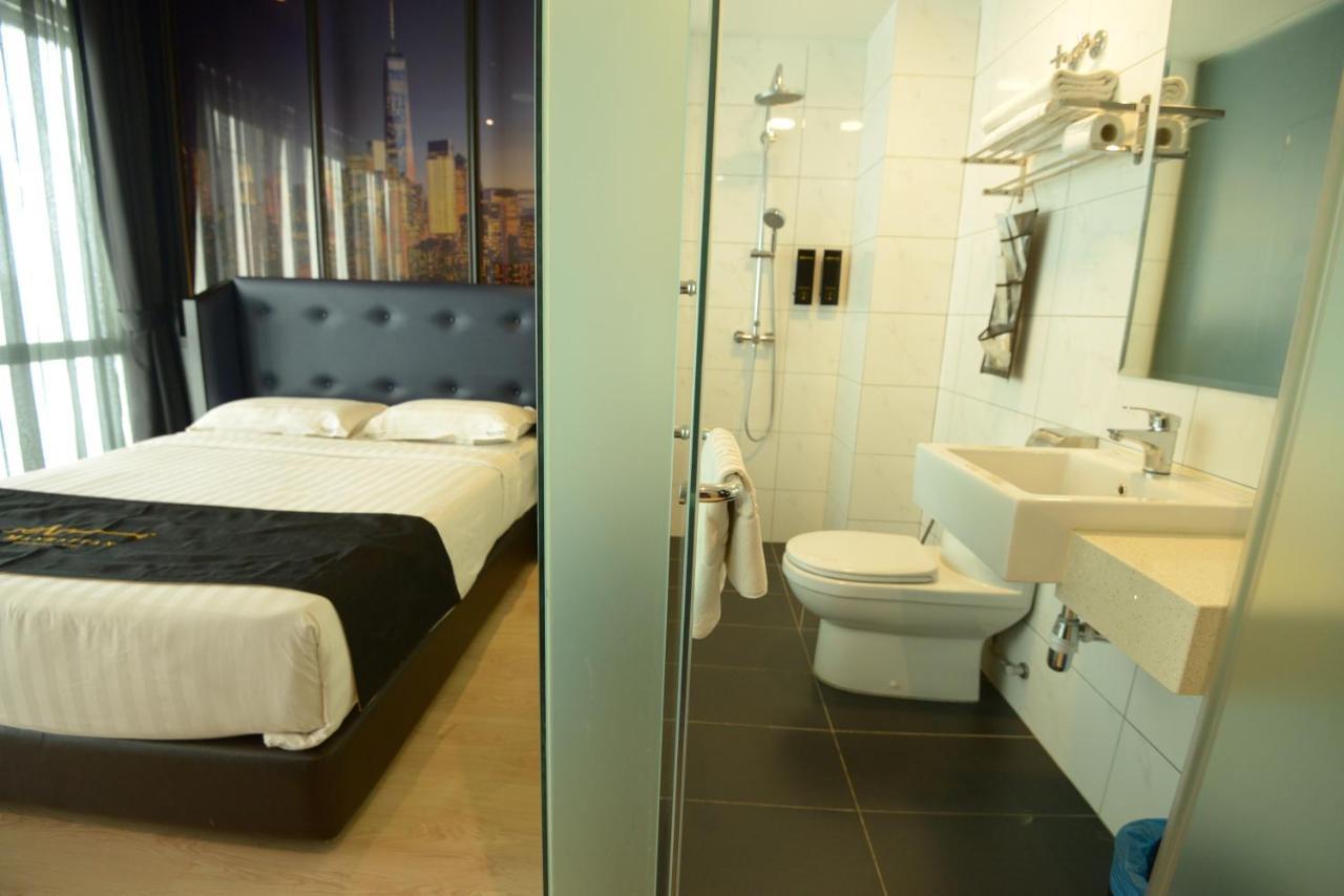 Manhattan Business Hotel Ttdi Kuala Lumpur Eksteriør bilde