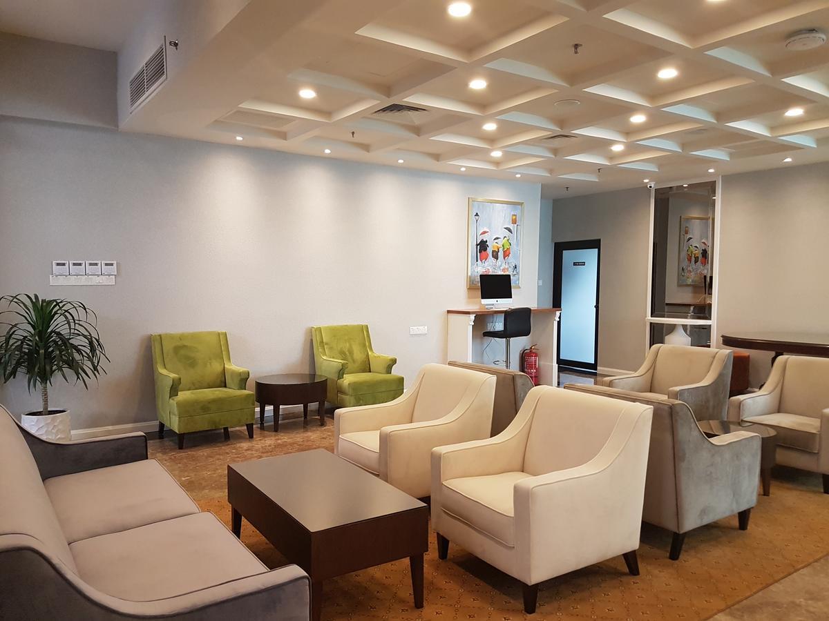 Manhattan Business Hotel Ttdi Kuala Lumpur Eksteriør bilde